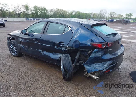 2020 Mazda Mazda3 z USA, uszkodzony, nr VIN JM1BPALM1L1158967